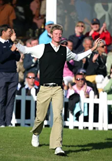 Amateur Prints: Chris Wood Leading Amateur