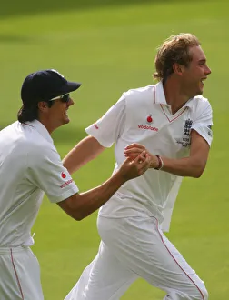 Cook & Stuart Broad Celebrate Great Catch