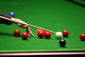 Cueing Over Red Balls