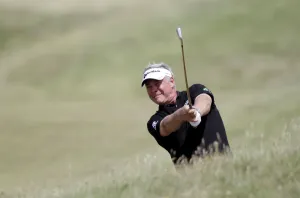 Georges Prints: Darren Clarke Plays His Approach To 17th