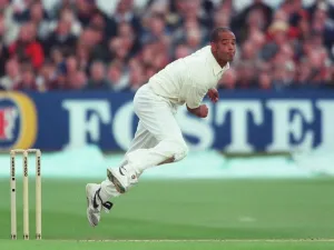 Kent Prints: Dean Headley