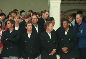 Defeat Prints: Dejected USATeam After Defeat