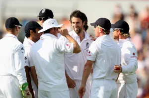 Onions Prints: England Congratulate Graeme Onions