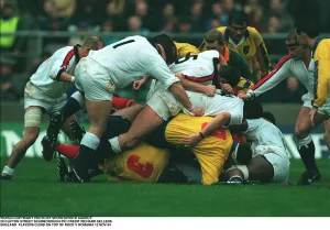 Pressure Prints: England Pile On The Pressure