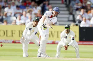Npower Prints: Eoin Morgan In Action