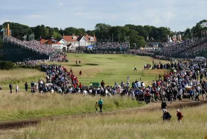 Ernie Prints: Ernie Els On The 18th Tee
