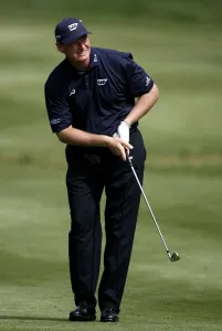 Ernie Prints: Ernie Els On The The Par 5 12th