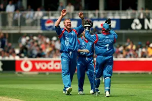 Flintoff Celebrates With Team