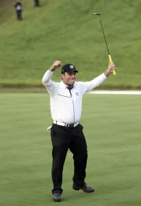 Birdie Prints: Francesco Molinari Sinks Birdie Put On 18th