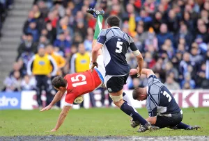 Injured Prints: Geoffcross Gets Injured With Challenge Withlee Bryrne