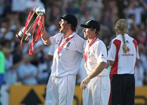Graeme Swann & Ian Bell