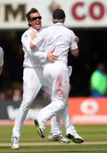 Swann Prints: Graeme Swann & Paul Collingwood