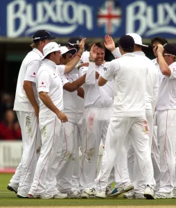 Graeme Swann & Teamates