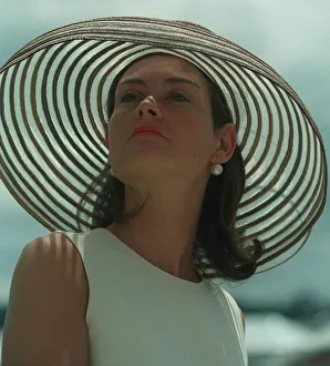 Epsom Prints: Hat Epsom