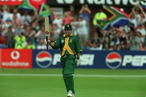 Gibbs Prints: Herschelle Gibbs Reaches 100