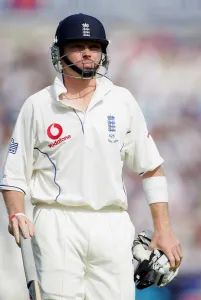 Bell Prints: Ian Bell Out For Duck