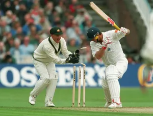 Ian Healey Atempts To Stump