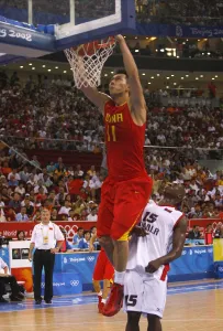 Jianlian Yi & Eduardo Mingas