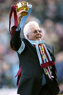 Jim Lewis