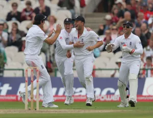 Trott Prints: Jonathan Trott Celebrates His Catch With Swann, Cook & Pr