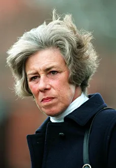 Julie Cecil