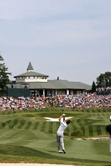 Plays Prints: Justin Rose Plays The 18th