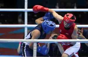 Katie Taylor V Mavzuna Chorieva