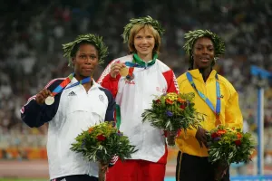 Lauryn Williams, Yuliya Nesterenko & Veronica Campbell Lauryn Williams, Yuliya Nesterenko & Veronica Campbell