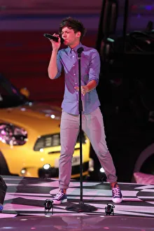 Closing Prints: Louis Tomlinson