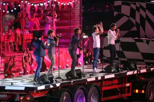 Louis Tomlinson, Zayn Malik, Harry Styles, Liam Payne & Louis Tomlinson, Zayn Malik, Harry Styles, Liam Payne &