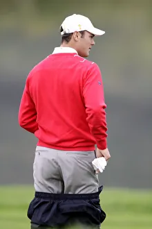 Removes Prints: Martin Kaymer Removes Over Trousers