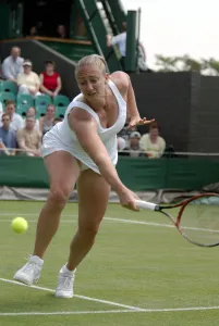 Mary Pierce