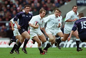 Dawson Prints: Matt Dawson Runs At Defence