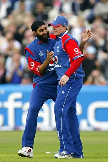 Bell Prints: Monty Panesar & Ian Bell
