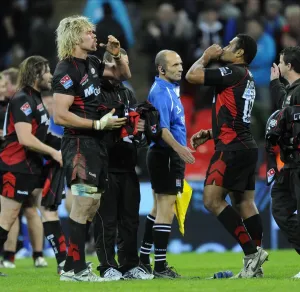 Ratuvou Prints: Mouritz Botha & Kameli Ratuvou Celebrate