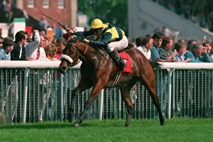 Duke Prints: Owington Wins Duke Of York Stk