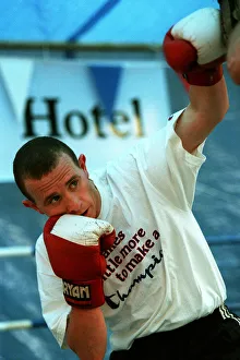 Featherweight Prints: Paul Ingle Training