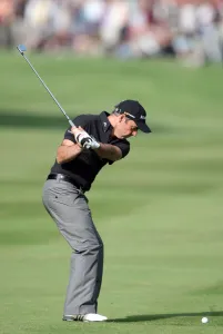 Plays Prints: Paul Mcginley Plays The 17th