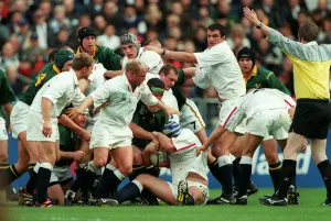 Phil Prints: Phil Vickery Hangs On