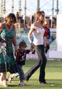 Npower Prints: Rachael Flintoff With Susan, Rocky and Corey