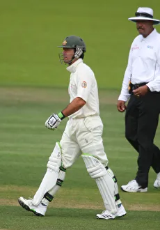 Umpire Prints: Ricky Pointing Is Given Out By 3rd Umpire