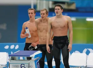 Robbie Prints: Robbie Renwick, Ross Davenport & Andrew Hunter
