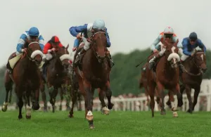 Walter Prints: Royal Applause Wins Coventry