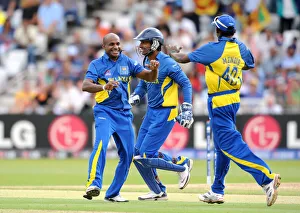 Sanath Jayasuriya and Kumar Sangakkara Celebrate Wicket
