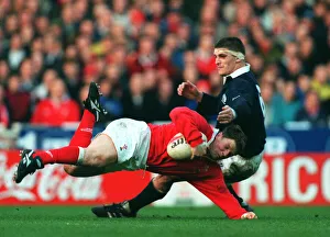 Wainwright Prints: Scott Gibbs Evades Wainwright