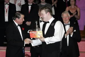 Champion Prints: Shaun Murphy With Cheque