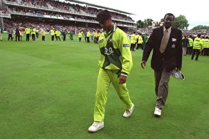 Walks Prints: Shoaid Akhtar Walks Sadly Off