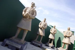 Art Or Moody Prints: Statues