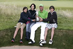 Champion Prints: Stewart Cink, Wife & Sons