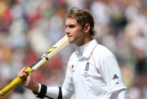 Stuart Broad Leaves The Field
